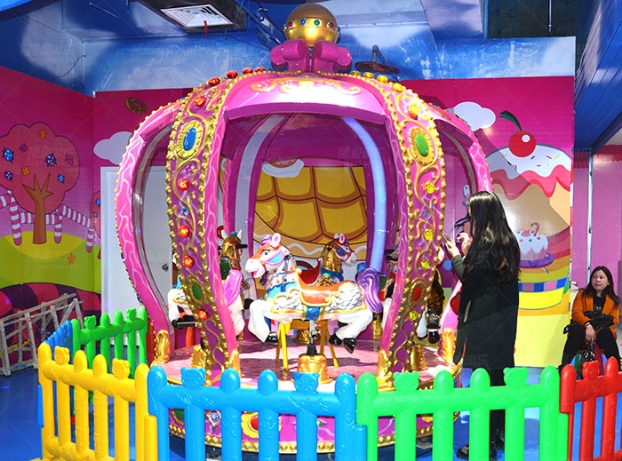儿童乐园设备6座皇冠战马