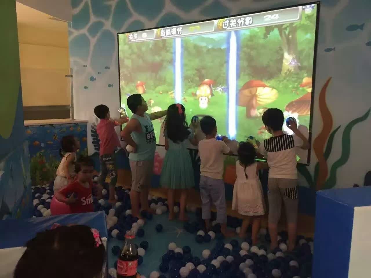 神童互动砸墙游戏